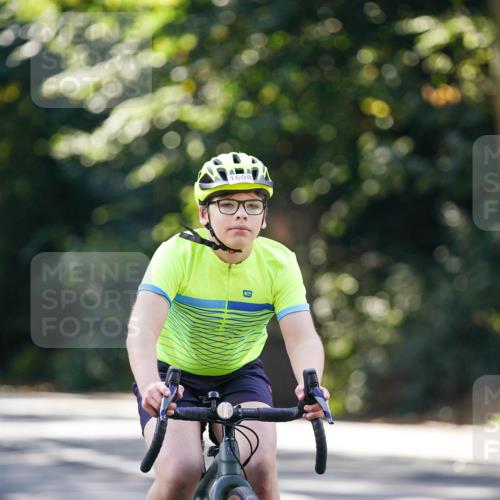 14.09.2025 - Stadtparktriathlon Michael Burmester http://msf.ph/oto/8906864 14.09.2025 13:29:22 Radfahren 1536, 1608 meine-sportfotos.de