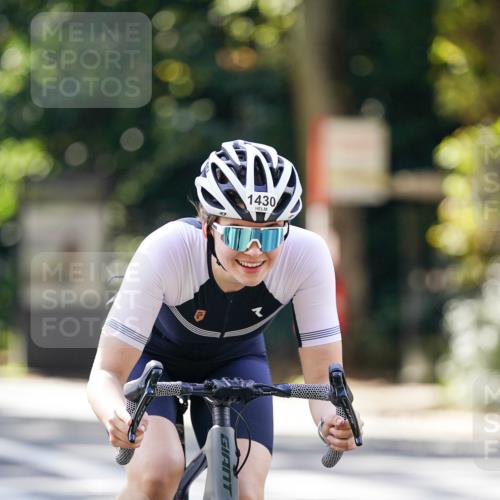 14.09.2025 - Stadtparktriathlon Michael Burmester http://msf.ph/oto/8906908 14.09.2025 13:29:56 Radfahren 1430, 1468 meine-sportfotos.de