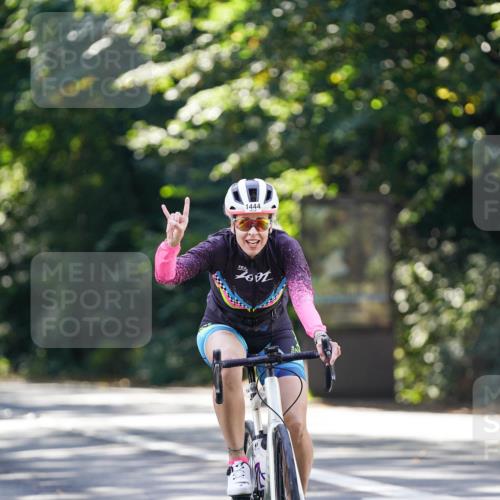 14.09.2025 - Stadtparktriathlon Michael Burmester http://msf.ph/oto/8906915 14.09.2025 13:30:04 Radfahren 1444, 1452, 1468, 1481 meine-sportfotos.de