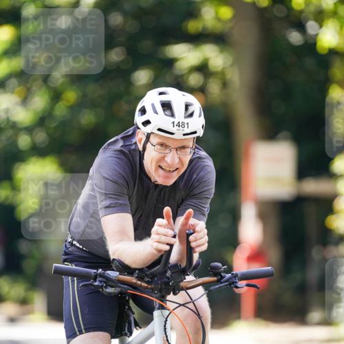 14.09.2025 - Stadtparktriathlon Michael Burmester http://msf.ph/oto/8906929 14.09.2025 13:30:09 Radfahren 1444, 1452, 1468, 1481 meine-sportfotos.de