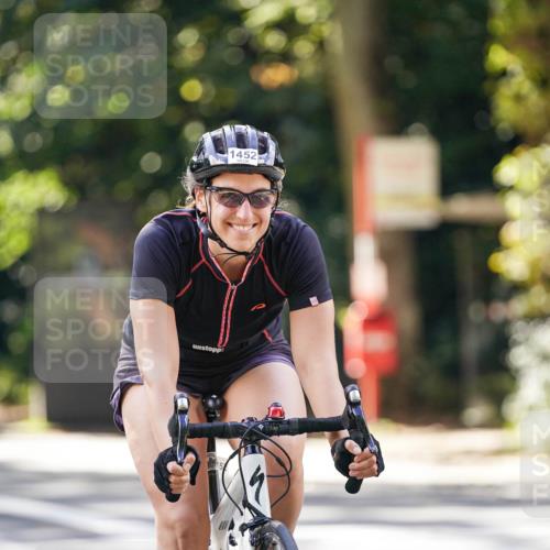 14.09.2025 - Stadtparktriathlon Michael Burmester http://msf.ph/oto/8906935 14.09.2025 13:30:12 Radfahren 1452, 1471, 1481 meine-sportfotos.de