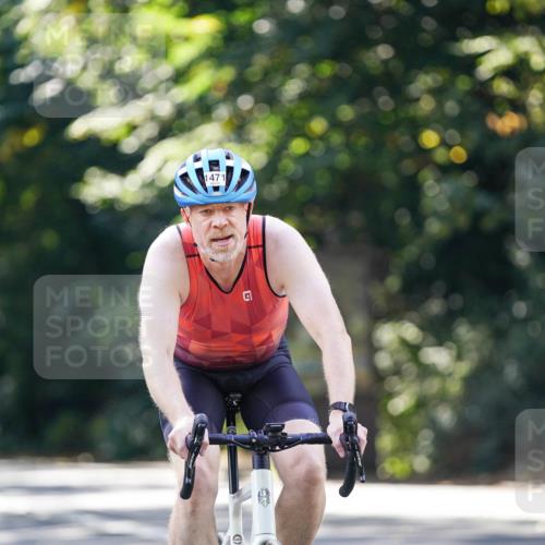 14.09.2025 - Stadtparktriathlon Michael Burmester http://msf.ph/oto/8906939 14.09.2025 13:30:18 Radfahren 1452, 1463, 1471 meine-sportfotos.de