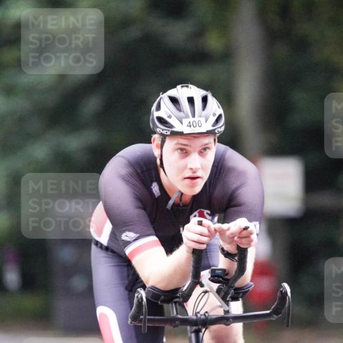 14.09.2025 - Stadtparktriathlon Michael Burmester http://msf.ph/oto/8906940 14.09.2025 09:15:03 Radfahren 353, 362, 365, 383, 400, 430 meine-sportfotos.de