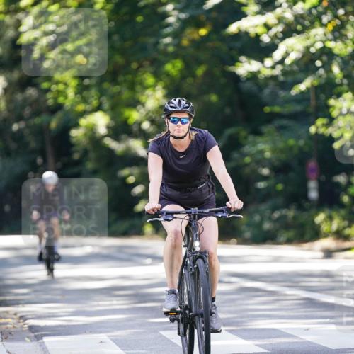 14.09.2025 - Stadtparktriathlon Michael Burmester http://msf.ph/oto/8906941 14.09.2025 13:30:22 Radfahren 1463, 1471, 1505 meine-sportfotos.de