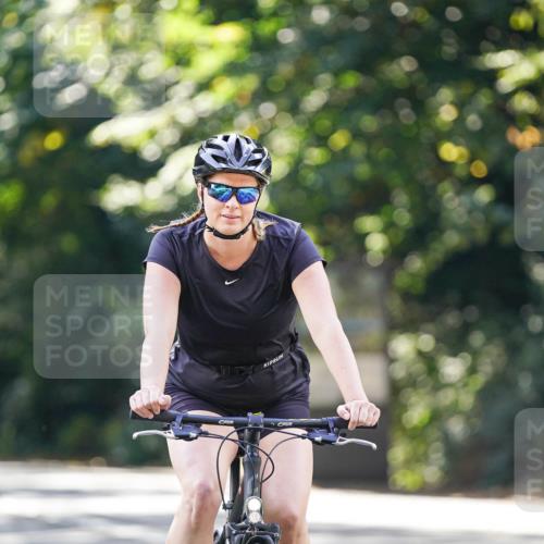 14.09.2025 - Stadtparktriathlon Michael Burmester http://msf.ph/oto/8906943 14.09.2025 13:30:24 Radfahren 1463, 1471, 1505 meine-sportfotos.de