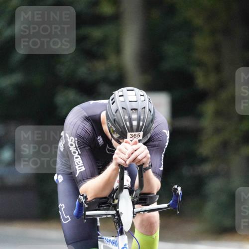 14.09.2025 - Stadtparktriathlon Michael Burmester http://msf.ph/oto/8906948 14.09.2025 09:15:07 Radfahren 353, 362, 365, 375, 383, 400, 430 meine-sportfotos.de