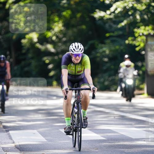 14.09.2025 - Stadtparktriathlon Michael Burmester http://msf.ph/oto/8906952 14.09.2025 13:30:52 Radfahren 1456, 1490, 1520 meine-sportfotos.de