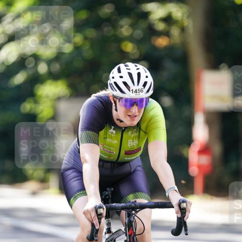 14.09.2025 - Stadtparktriathlon Michael Burmester http://msf.ph/oto/8906955 14.09.2025 13:30:53 Radfahren 1456, 1490, 1520 meine-sportfotos.de