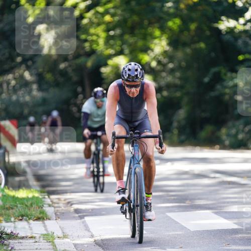 14.09.2025 - Stadtparktriathlon Michael Burmester http://msf.ph/oto/8906956 14.09.2025 13:30:55 Radfahren 1456, 1490, 1520, 1584 meine-sportfotos.de