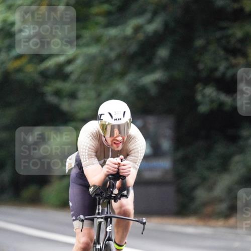 14.09.2025 - Stadtparktriathlon Michael Burmester http://msf.ph/oto/8906992 14.09.2025 09:15:37 Radfahren 315, 337, 354, 392, 418, 437, 451, 487 meine-sportfotos.de