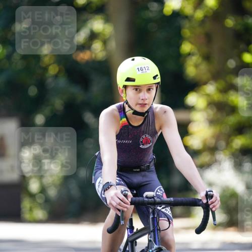 14.09.2025 - Stadtparktriathlon Michael Burmester http://msf.ph/oto/8907012 14.09.2025 13:31:40 Radfahren 1425, 1446, 1506, 1612 meine-sportfotos.de