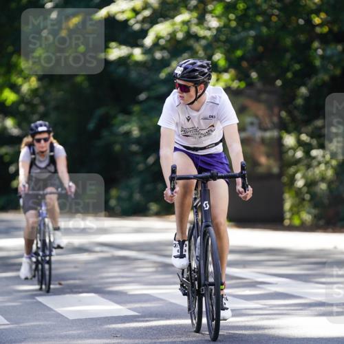 14.09.2025 - Stadtparktriathlon Michael Burmester http://msf.ph/oto/8907024 14.09.2025 13:31:52 Radfahren 1331, 1423, 1477, 1488, 1554 meine-sportfotos.de
