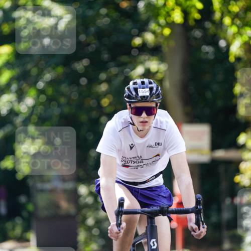 14.09.2025 - Stadtparktriathlon Michael Burmester http://msf.ph/oto/8907025 14.09.2025 13:31:53 Radfahren 1331, 1423, 1477, 1488, 1535, 1554 meine-sportfotos.de