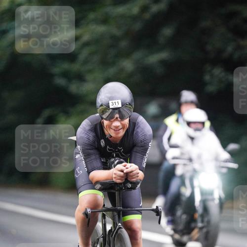 14.09.2025 - Stadtparktriathlon Michael Burmester http://msf.ph/oto/8907065 14.09.2025 09:16:13 Radfahren 311, 348, 406, 413, 414, 432, 484 meine-sportfotos.de