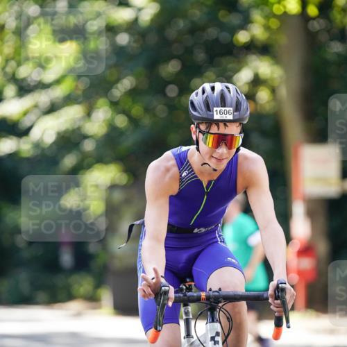 14.09.2025 - Stadtparktriathlon Michael Burmester http://msf.ph/oto/8907066 14.09.2025 13:32:13 Radfahren 1491, 1496, 1570, 1593, 1606 meine-sportfotos.de