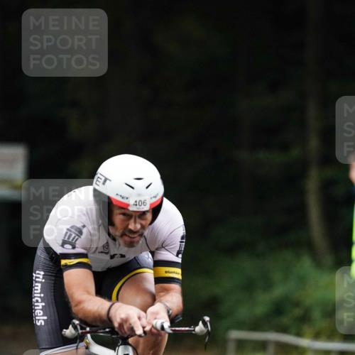 14.09.2025 - Stadtparktriathlon Michael Burmester http://msf.ph/oto/8907079 14.09.2025 09:16:22 Radfahren 328, 406, 478, 484 meine-sportfotos.de