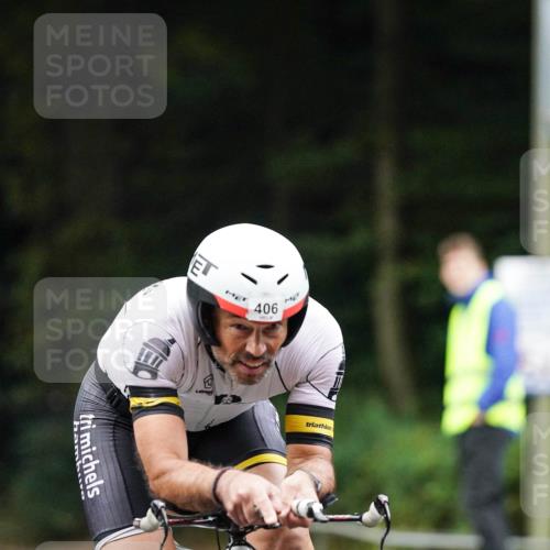 14.09.2025 - Stadtparktriathlon Michael Burmester http://msf.ph/oto/8907081 14.09.2025 09:16:22 Radfahren 328, 406, 478, 484 meine-sportfotos.de