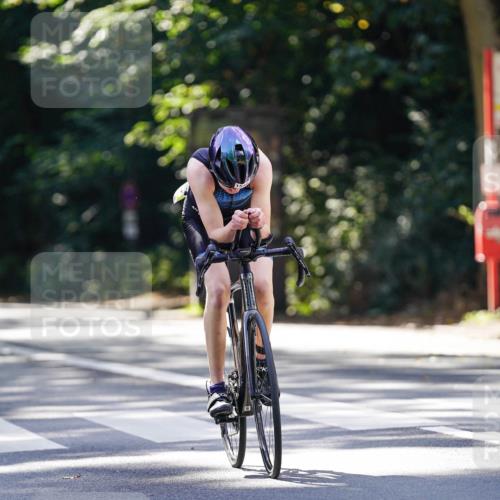 14.09.2025 - Stadtparktriathlon Michael Burmester http://msf.ph/oto/8907082 14.09.2025 13:32:22 Radfahren 1496, 1518, 1546 meine-sportfotos.de