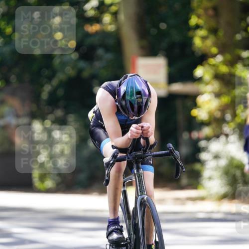 14.09.2025 - Stadtparktriathlon Michael Burmester http://msf.ph/oto/8907084 14.09.2025 13:32:22 Radfahren 1496, 1518, 1546 meine-sportfotos.de