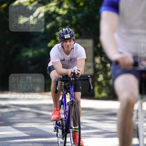 14.09.2025 - Stadtparktriathlon Michael Burmester http://msf.ph/oto/8907096 14.09.2025 13:32:32 Radfahren 1475, 1561, 1597 meine-sportfotos.de