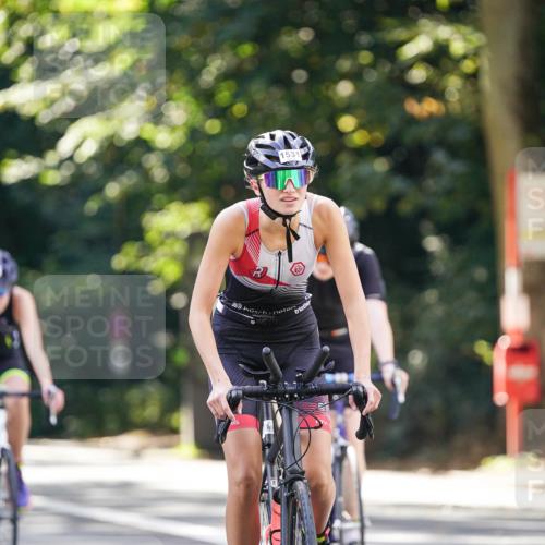 14.09.2025 - Stadtparktriathlon Michael Burmester http://msf.ph/oto/8907108 14.09.2025 13:32:45 Radfahren 1531, 1541, 1544, 1557, 1559, 1563 meine-sportfotos.de