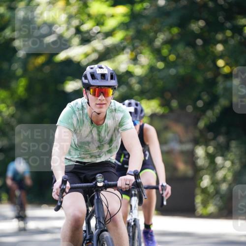 14.09.2025 - Stadtparktriathlon Michael Burmester http://msf.ph/oto/8907110 14.09.2025 13:32:45 Radfahren 1531, 1541, 1544, 1557, 1559, 1563 meine-sportfotos.de