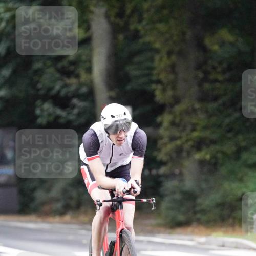 14.09.2025 - Stadtparktriathlon Michael Burmester http://msf.ph/oto/8907127 14.09.2025 09:16:47 Radfahren 303, 336, 351, 372, 399, 435, 453, 457, 460, 462 meine-sportfotos.de