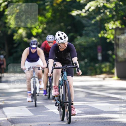 14.09.2025 - Stadtparktriathlon Michael Burmester http://msf.ph/oto/8907135 14.09.2025 13:33:12 Radfahren 1455, 1459, 1479, 1586 meine-sportfotos.de