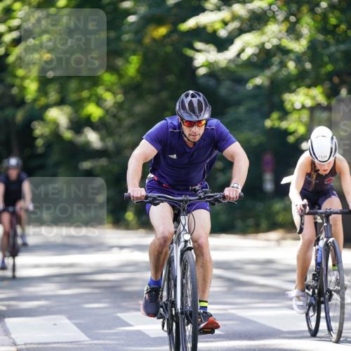 14.09.2025 - Stadtparktriathlon Michael Burmester http://msf.ph/oto/8907172 14.09.2025 13:33:48 Radfahren 1460, 1462, 1517, 1526 meine-sportfotos.de