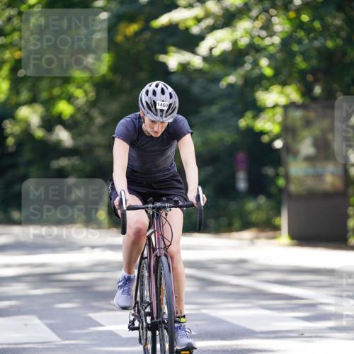 14.09.2025 - Stadtparktriathlon Michael Burmester http://msf.ph/oto/8907177 14.09.2025 13:33:51 Radfahren 1460, 1462, 1517, 1526 meine-sportfotos.de