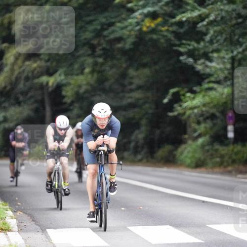 14.09.2025 - Stadtparktriathlon Michael Burmester http://msf.ph/oto/8907197 14.09.2025 09:17:26 Radfahren 313, 335, 387, 416, 421, 436 meine-sportfotos.de