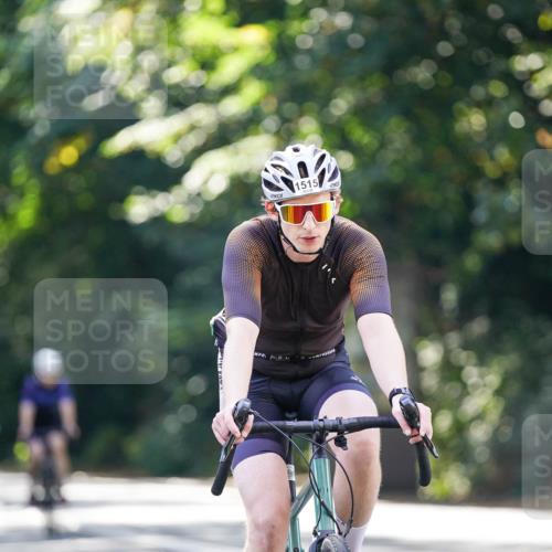 14.09.2025 - Stadtparktriathlon Michael Burmester http://msf.ph/oto/8907212 14.09.2025 13:34:29 Radfahren 1427, 1442, 1454, 1467, 1474, 1507, 1515, 1537, 1591 meine-sportfotos.de