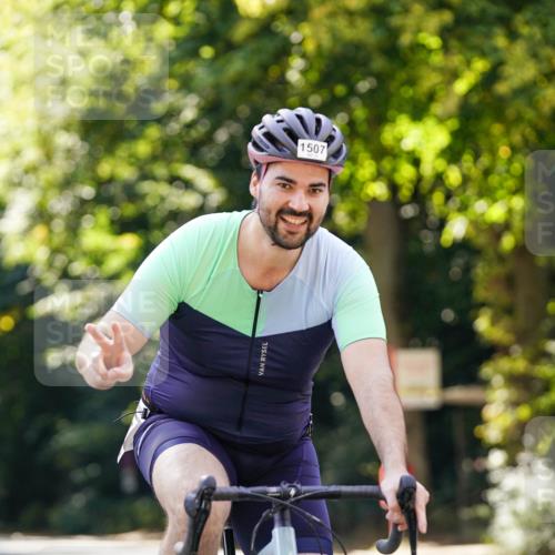 14.09.2025 - Stadtparktriathlon Michael Burmester http://msf.ph/oto/8907229 14.09.2025 13:34:34 Radfahren 1442, 1454, 1467, 1498, 1507, 1515, 1553, 1583, 1591 meine-sportfotos.de