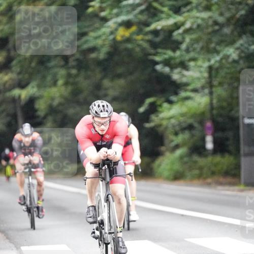 14.09.2025 - Stadtparktriathlon Michael Burmester http://msf.ph/oto/8907234 14.09.2025 09:17:46 Radfahren 310, 331, 378, 394, 402, 405, 476 meine-sportfotos.de
