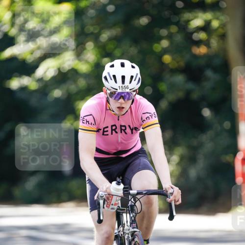 14.09.2025 - Stadtparktriathlon Michael Burmester http://msf.ph/oto/8907248 14.09.2025 13:34:46 Radfahren 1498, 1538, 1553, 1556, 1583 meine-sportfotos.de