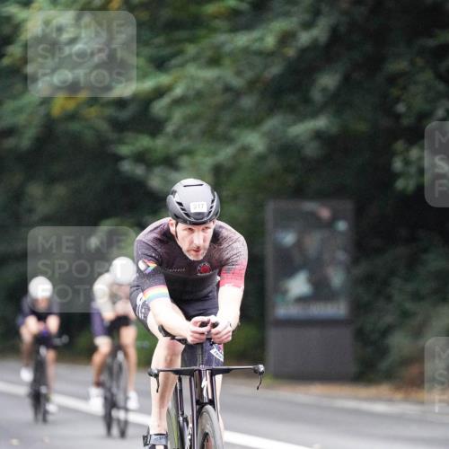 14.09.2025 - Stadtparktriathlon Michael Burmester http://msf.ph/oto/8907302 14.09.2025 09:18:19 Radfahren 317, 344, 395, 420, 456, 459, 468, 481 meine-sportfotos.de