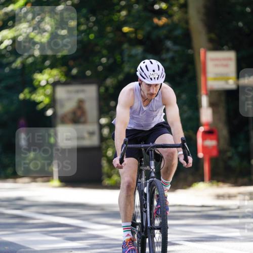 14.09.2025 - Stadtparktriathlon Michael Burmester http://msf.ph/oto/8907305 14.09.2025 13:35:46 Radfahren 1431, 1453, 1473, 1501 meine-sportfotos.de