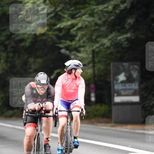 14.09.2025 - Stadtparktriathlon Michael Burmester http://msf.ph/oto/8907330 14.09.2025 09:18:33 Radfahren 358, 374, 415, 483 meine-sportfotos.de