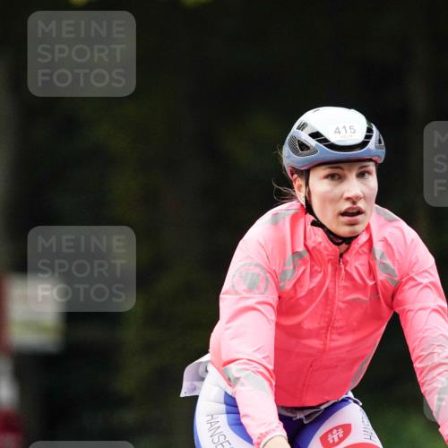 14.09.2025 - Stadtparktriathlon Michael Burmester http://msf.ph/oto/8907340 14.09.2025 09:18:34 Radfahren 316, 358, 374, 415, 483 meine-sportfotos.de