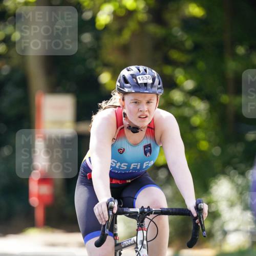 14.09.2025 - Stadtparktriathlon Michael Burmester http://msf.ph/oto/8907348 14.09.2025 13:36:54 Radfahren 1323, 1530, 1548, 1582 meine-sportfotos.de