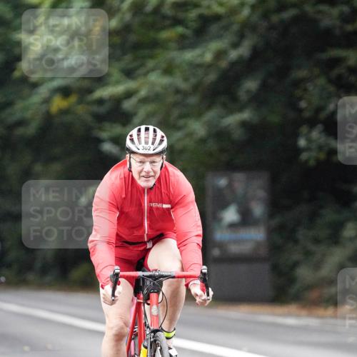 14.09.2025 - Stadtparktriathlon Michael Burmester http://msf.ph/oto/8907358 14.09.2025 09:18:48 Radfahren 302, 316, 454, 455, 493, 499, 502 meine-sportfotos.de