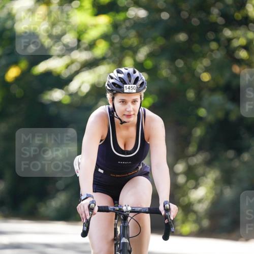 14.09.2025 - Stadtparktriathlon Michael Burmester http://msf.ph/oto/8907363 14.09.2025 13:37:21 Radfahren 1450 meine-sportfotos.de