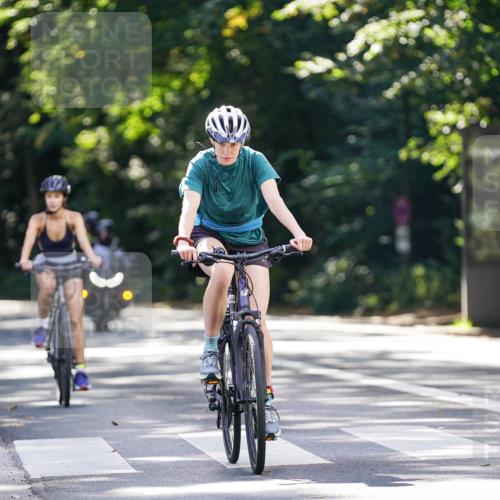 14.09.2025 - Stadtparktriathlon Michael Burmester http://msf.ph/oto/8907367 14.09.2025 13:37:29 Radfahren 1438, 1439, 1543, 1545, 1551 meine-sportfotos.de