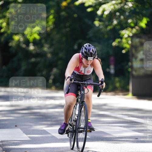14.09.2025 - Stadtparktriathlon Michael Burmester http://msf.ph/oto/8907409 14.09.2025 13:38:00 Radfahren 1437, 1539 meine-sportfotos.de