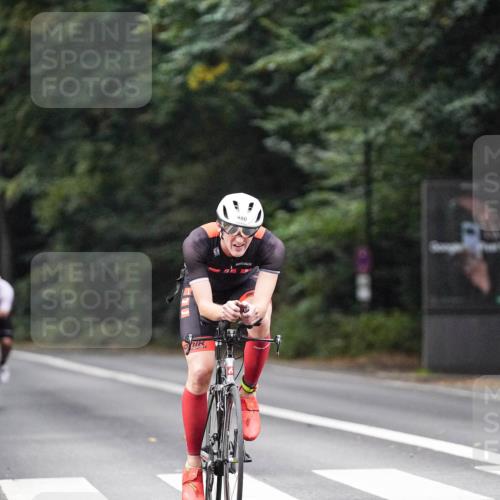 14.09.2025 - Stadtparktriathlon Michael Burmester http://msf.ph/oto/8907410 14.09.2025 09:19:12 Radfahren 338, 397, 422, 431, 464, 471, 480, 482 meine-sportfotos.de