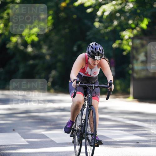 14.09.2025 - Stadtparktriathlon Michael Burmester http://msf.ph/oto/8907411 14.09.2025 13:38:00 Radfahren 1437, 1539 meine-sportfotos.de