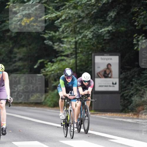 14.09.2025 - Stadtparktriathlon Michael Burmester http://msf.ph/oto/8907439 14.09.2025 09:19:24 Radfahren 304, 338, 439, 443, 464, 467, 477, 486, 494 meine-sportfotos.de