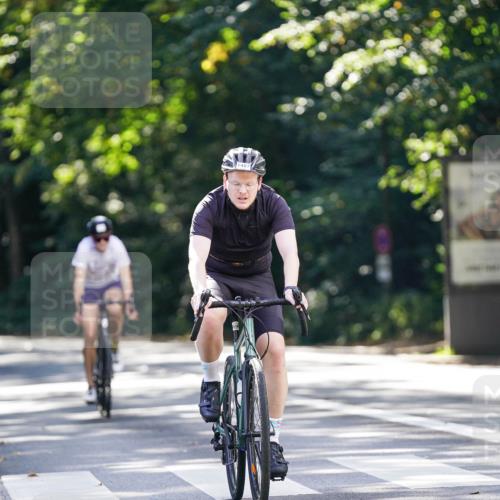 14.09.2025 - Stadtparktriathlon Michael Burmester http://msf.ph/oto/8907454 14.09.2025 13:39:06 Radfahren 1434, 1435, 1487, 1546, 1554 meine-sportfotos.de