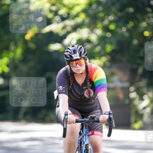 14.09.2025 - Stadtparktriathlon Michael Burmester http://msf.ph/oto/8907465 14.09.2025 13:39:15 Radfahren 1528, 1541, 1554 meine-sportfotos.de