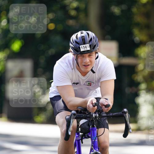14.09.2025 - Stadtparktriathlon Michael Burmester http://msf.ph/oto/8907501 14.09.2025 13:40:28 Radfahren 1544, 1561 meine-sportfotos.de